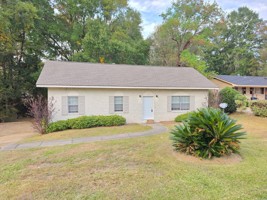 featured image of 4409 Bayview Dr #1