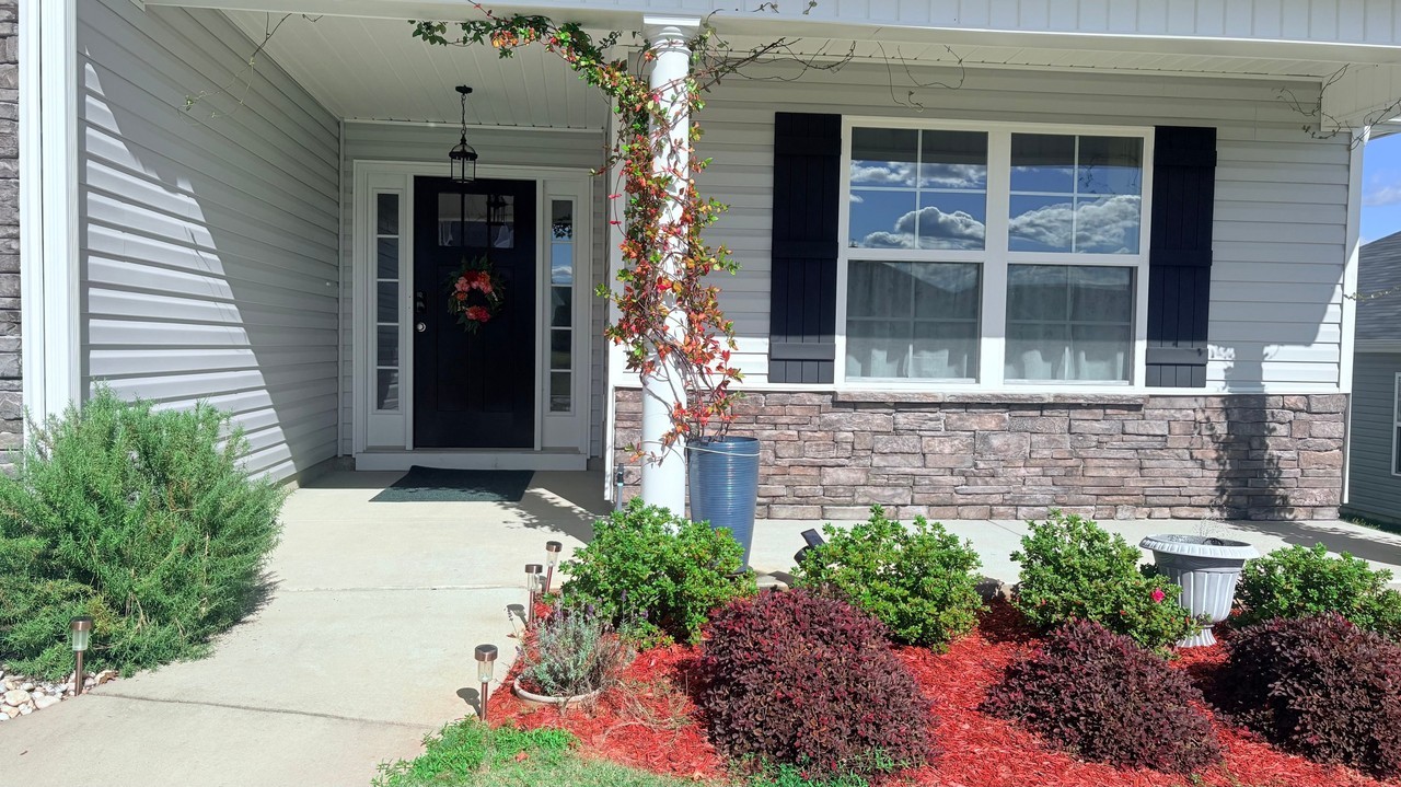 226 Sutton Ct #1 - Photo 2 of 33