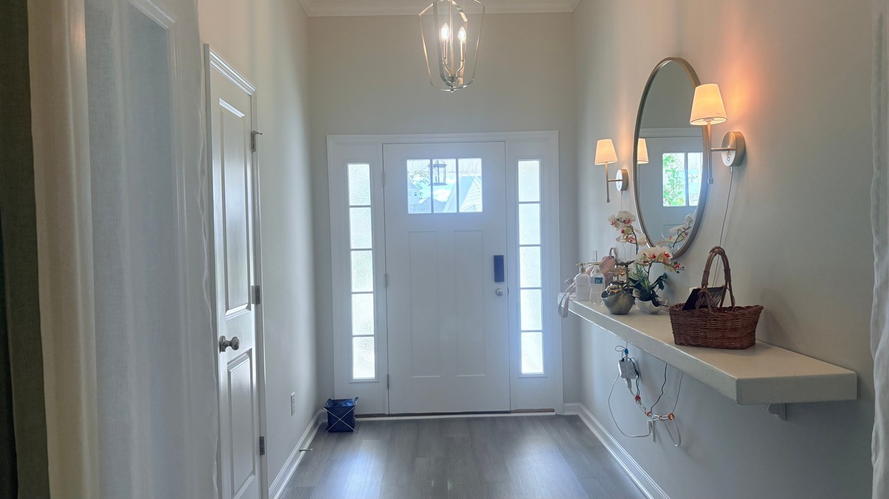 226 Sutton Ct #1 - Photo 3 of 33