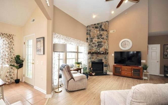 200 Claret Court, Unit 200 - Photo 2 of 6