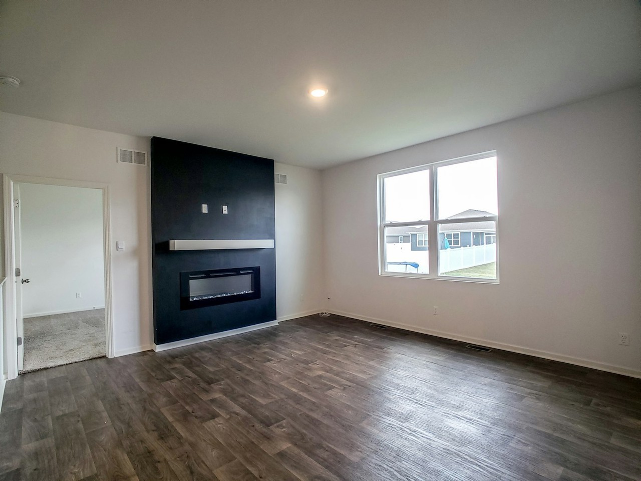 7600 West 105th Place - Photo 4 of 14
