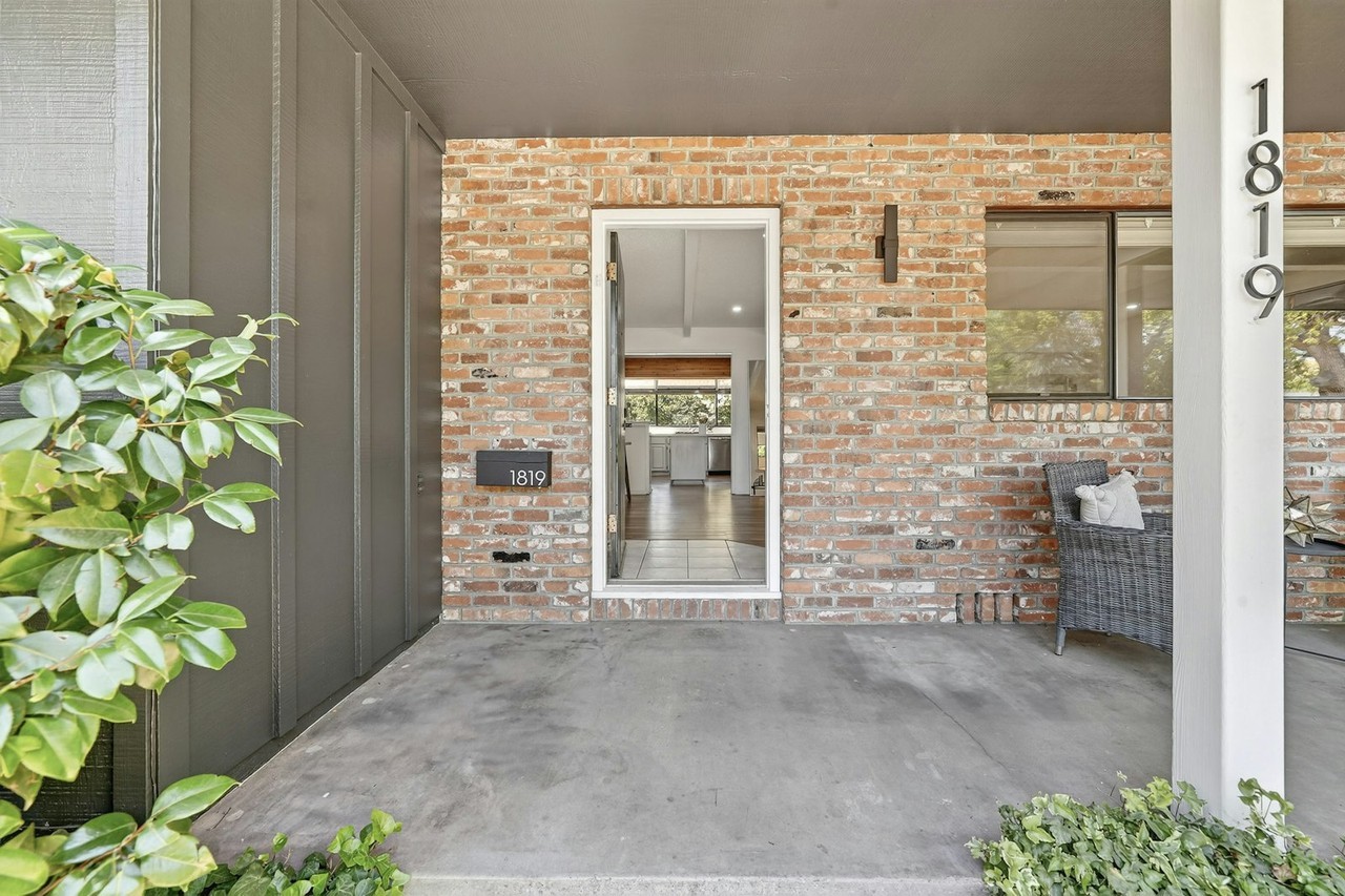 1819 Spring Mountain Court - Photo 2 of 32