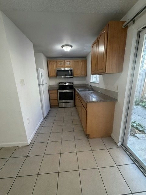3424 South 146th Street, Unit 1 - Photo 3 of 11