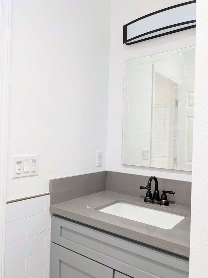 428 South Falcon Street - Photo 2 of 13