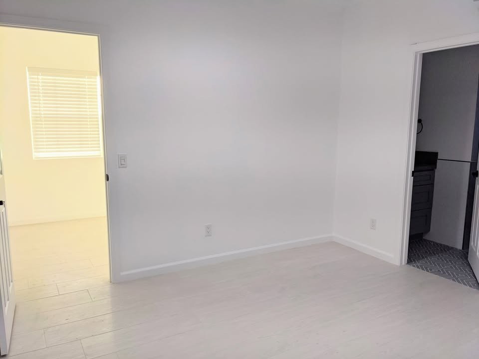 428 South Falcon Street - Photo 7 of 13