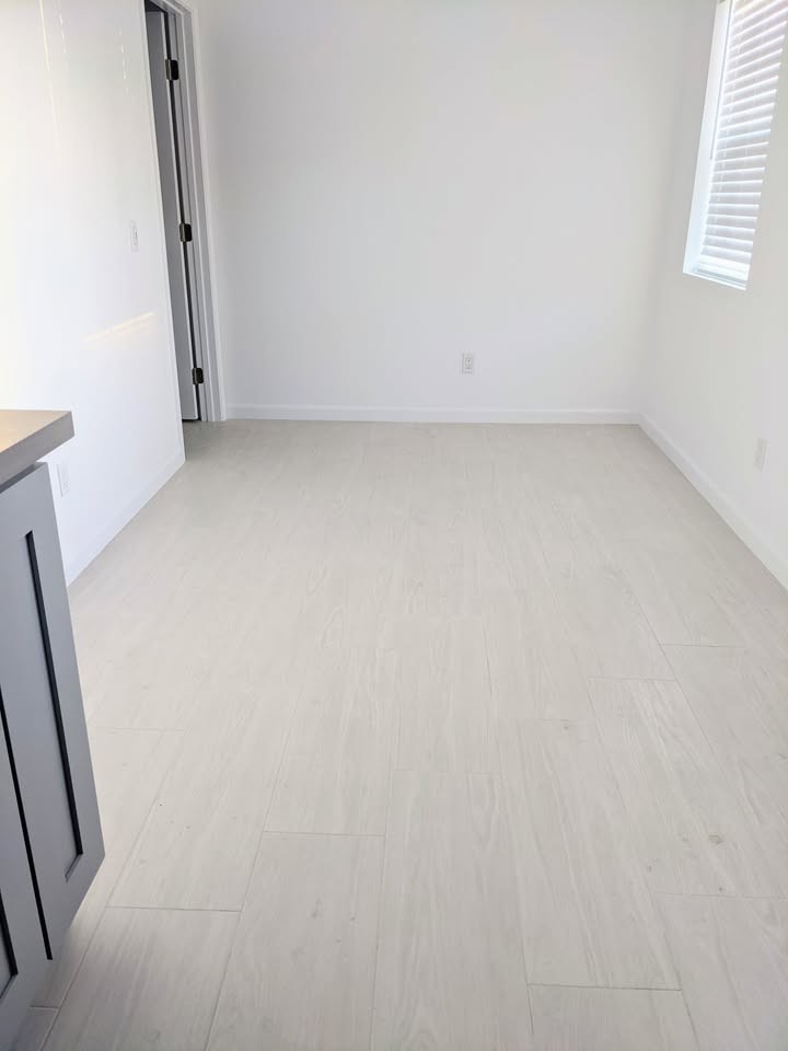 428 South Falcon Street - Photo 6 of 13