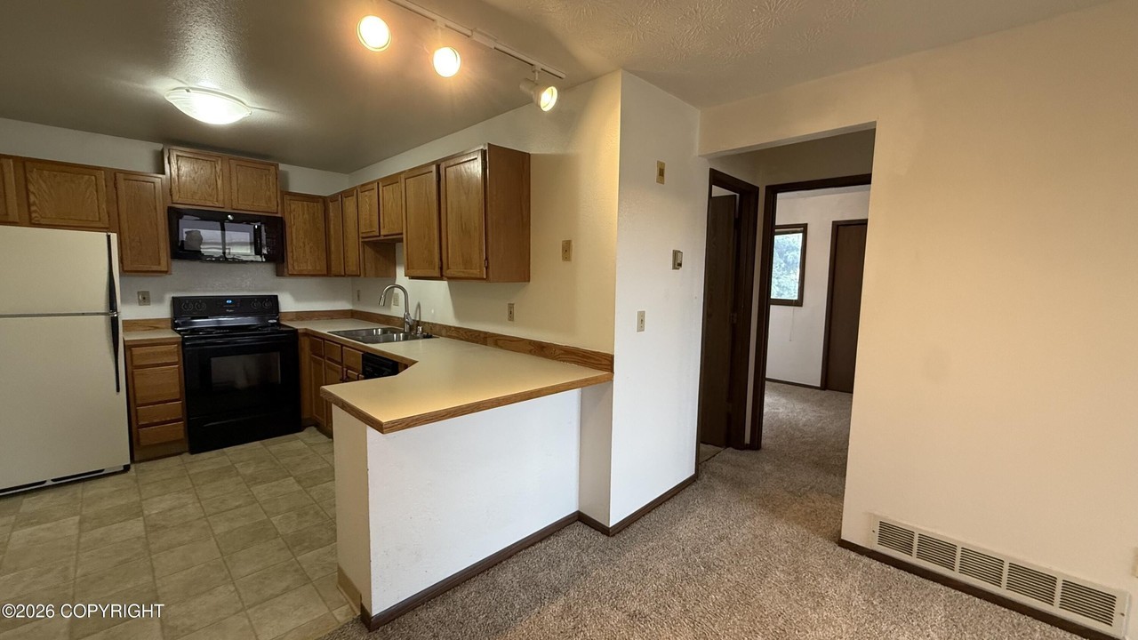10250 Jamestown Dr #B3 - Photo 4 of 14