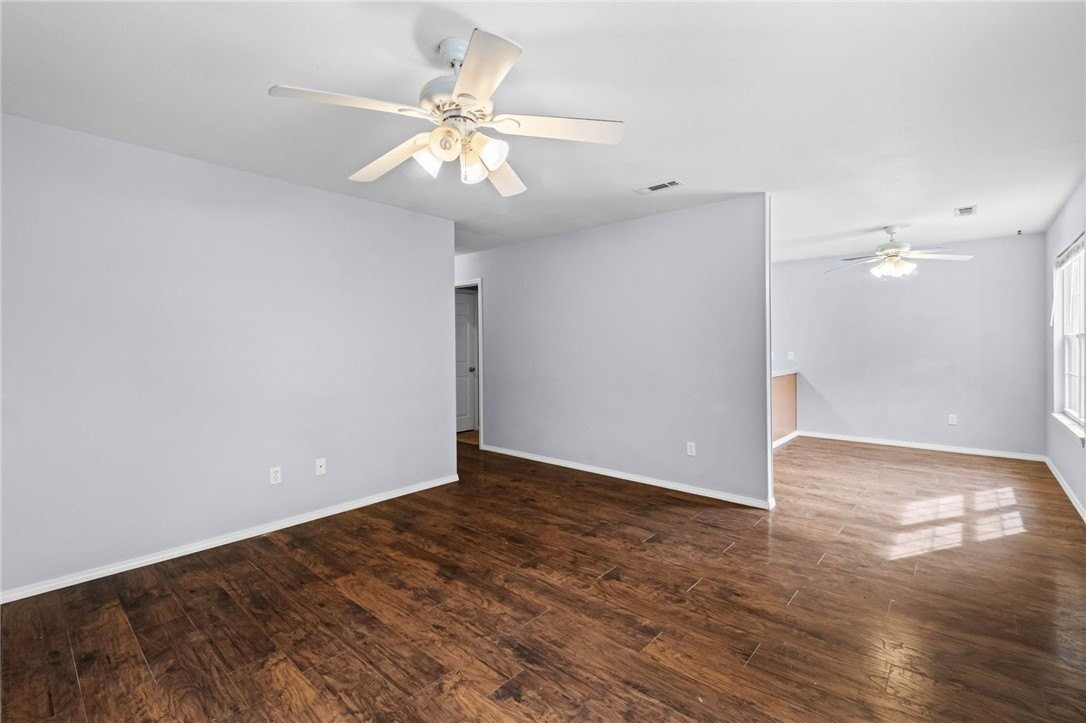 222 E 13th St - Photo 5 of 24