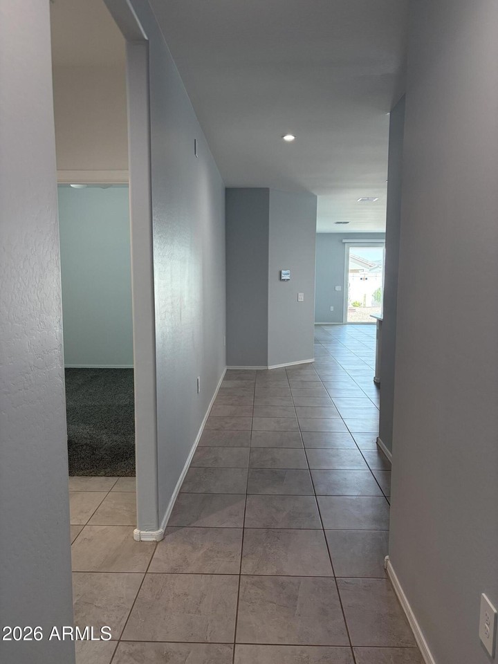 36202 W San Alvarez Ave - Photo 6 of 23