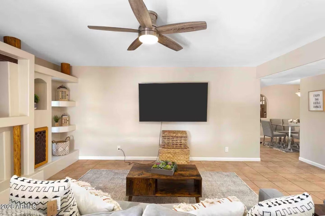 5801 E Charter Oak Rd - Photo 5 of 23