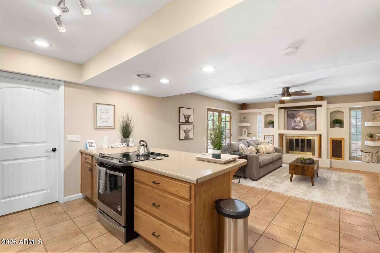 5801 E Charter Oak Rd - Photo 7 of 23