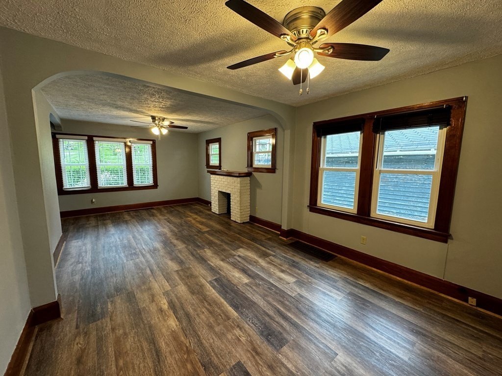 1009 Central Avenue Ext - Photo 7 of 16