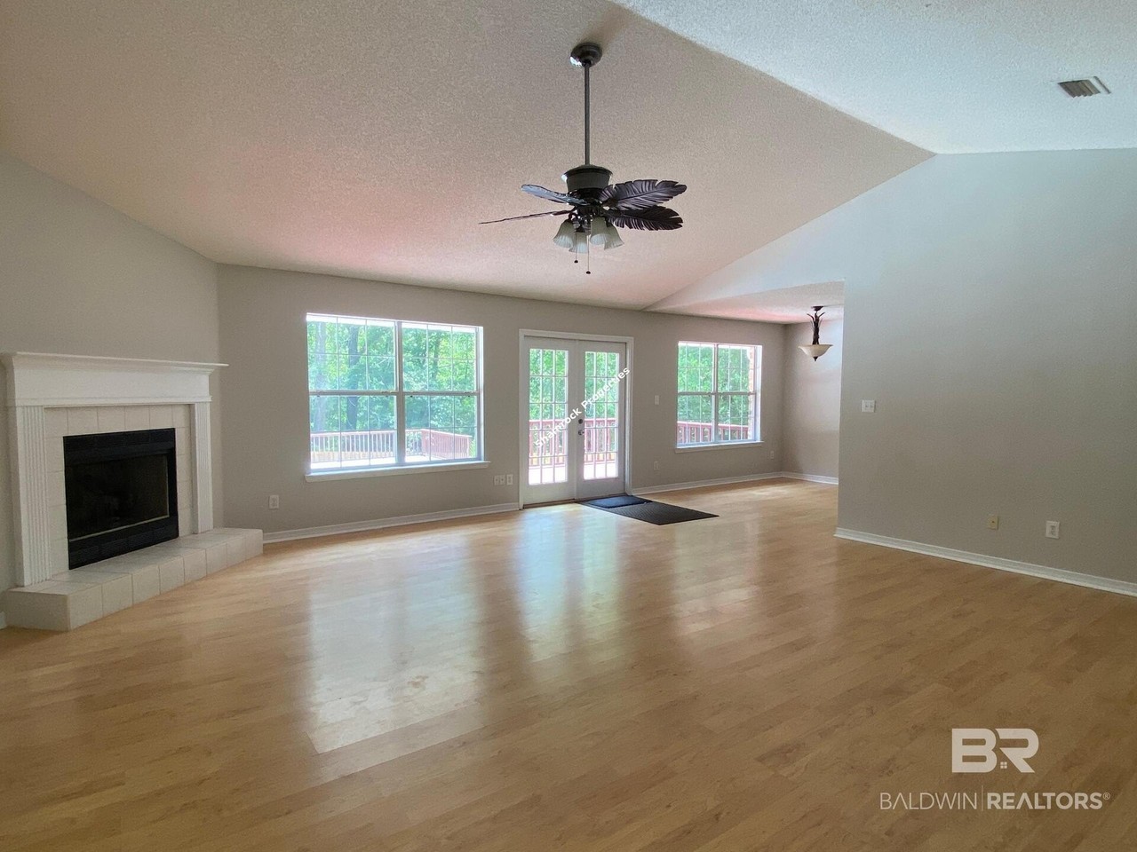 28466 Turkey Branch Dr - Photo 2 of 12