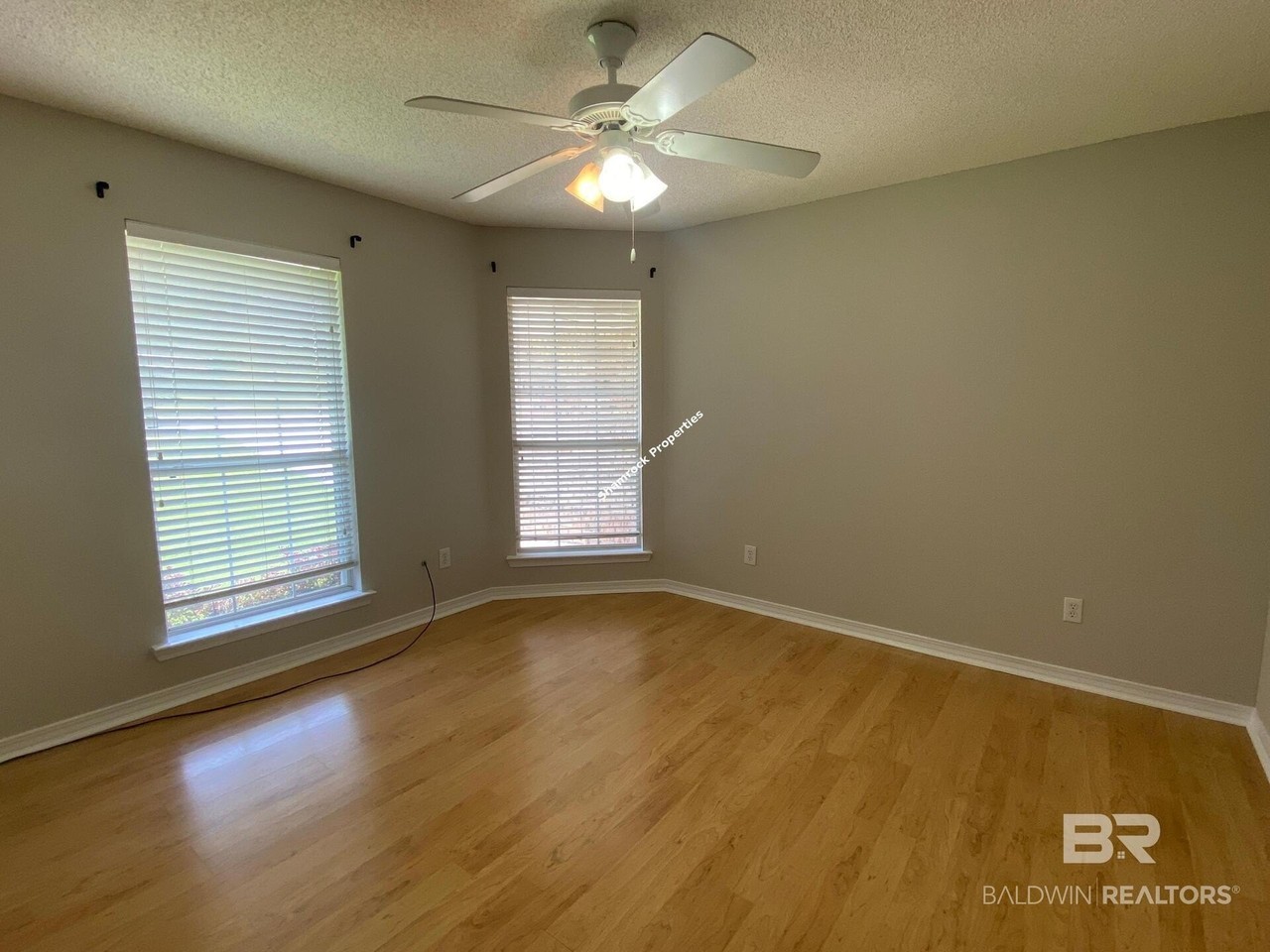 28466 Turkey Branch Dr - Photo 5 of 12