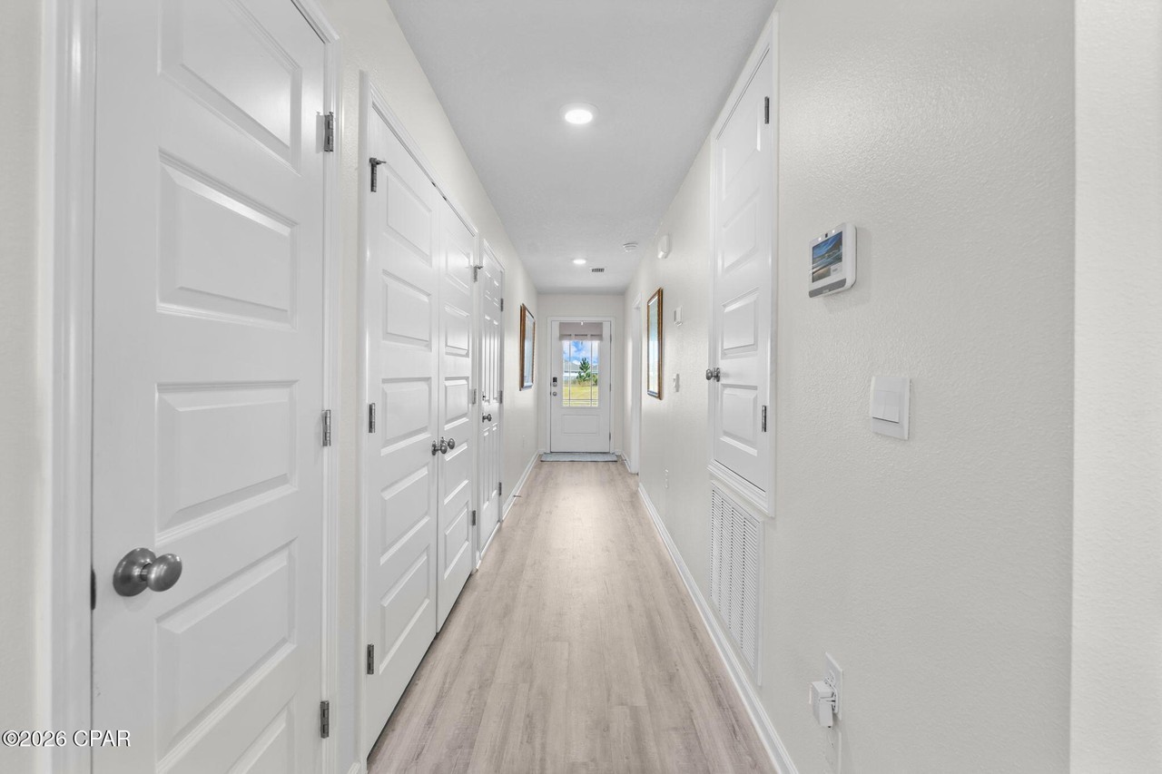 4963 Shurer Ln - Photo 6 of 33