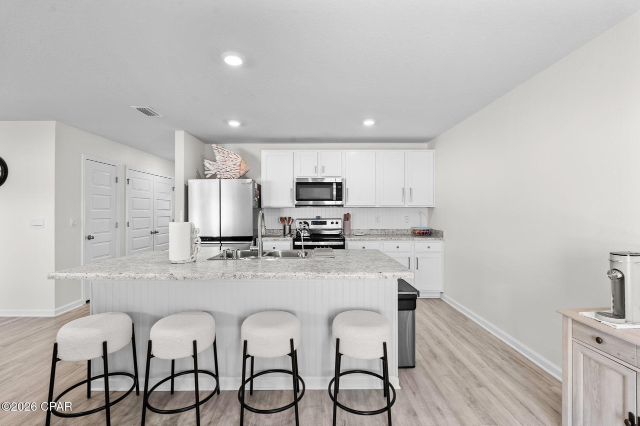 4963 Shurer Ln - Photo 7 of 33