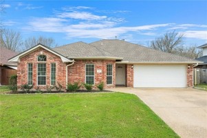 featured image of 1426 Fincastle Loop