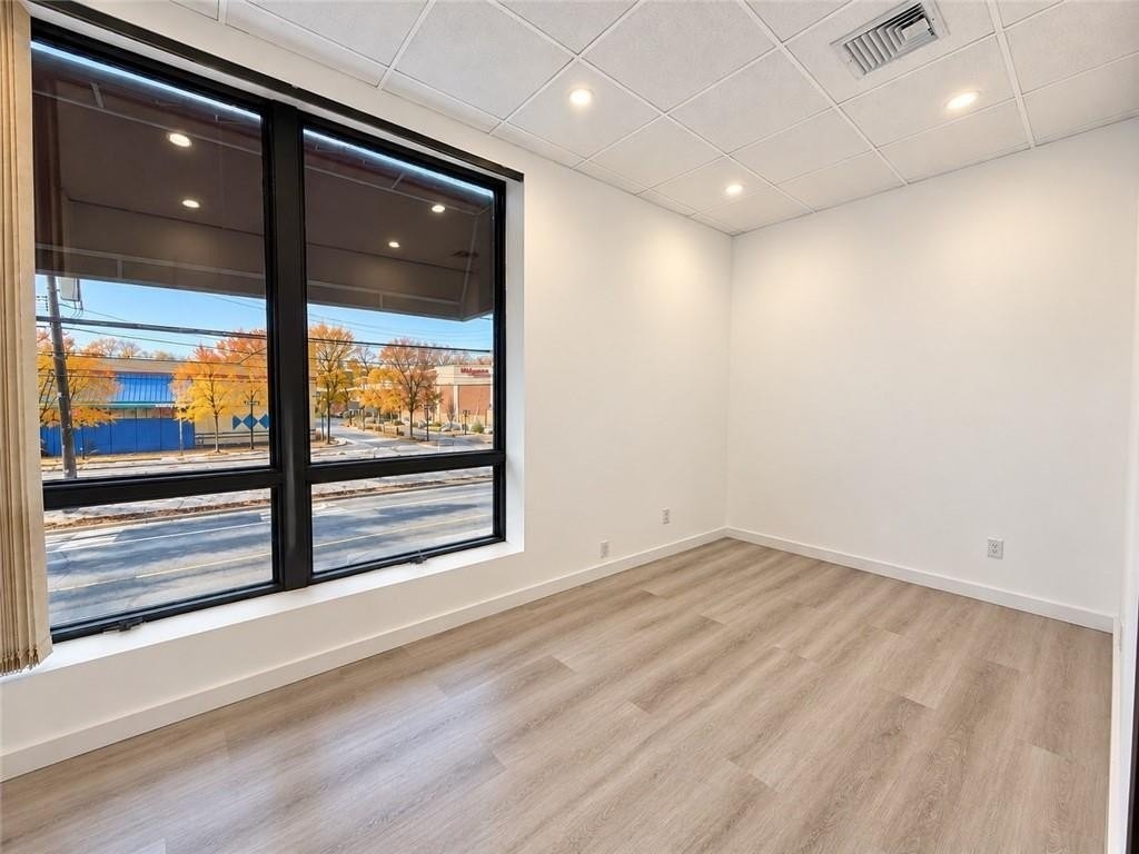 1186 Hylan Blvd #2 - Photo 7 of 18