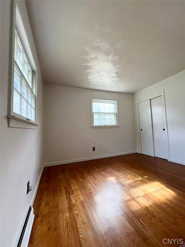 112 Margo Ln - Photo 5 of 9