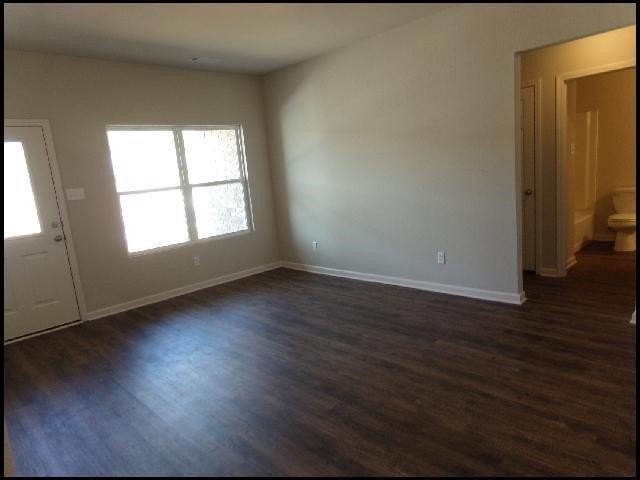 1115 Okeefe Ave - Photo 3 of 18