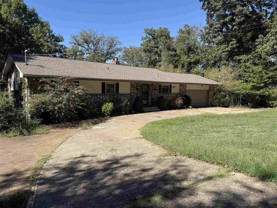 129 Iroquois Dr - Photo 1 of 1