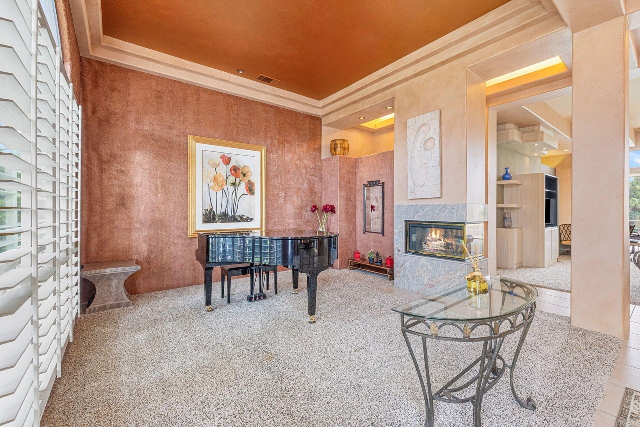 42780 Caballeros Dr - Photo 6 of 36