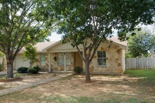407 W Nimitz St - Photo 1 of 1
