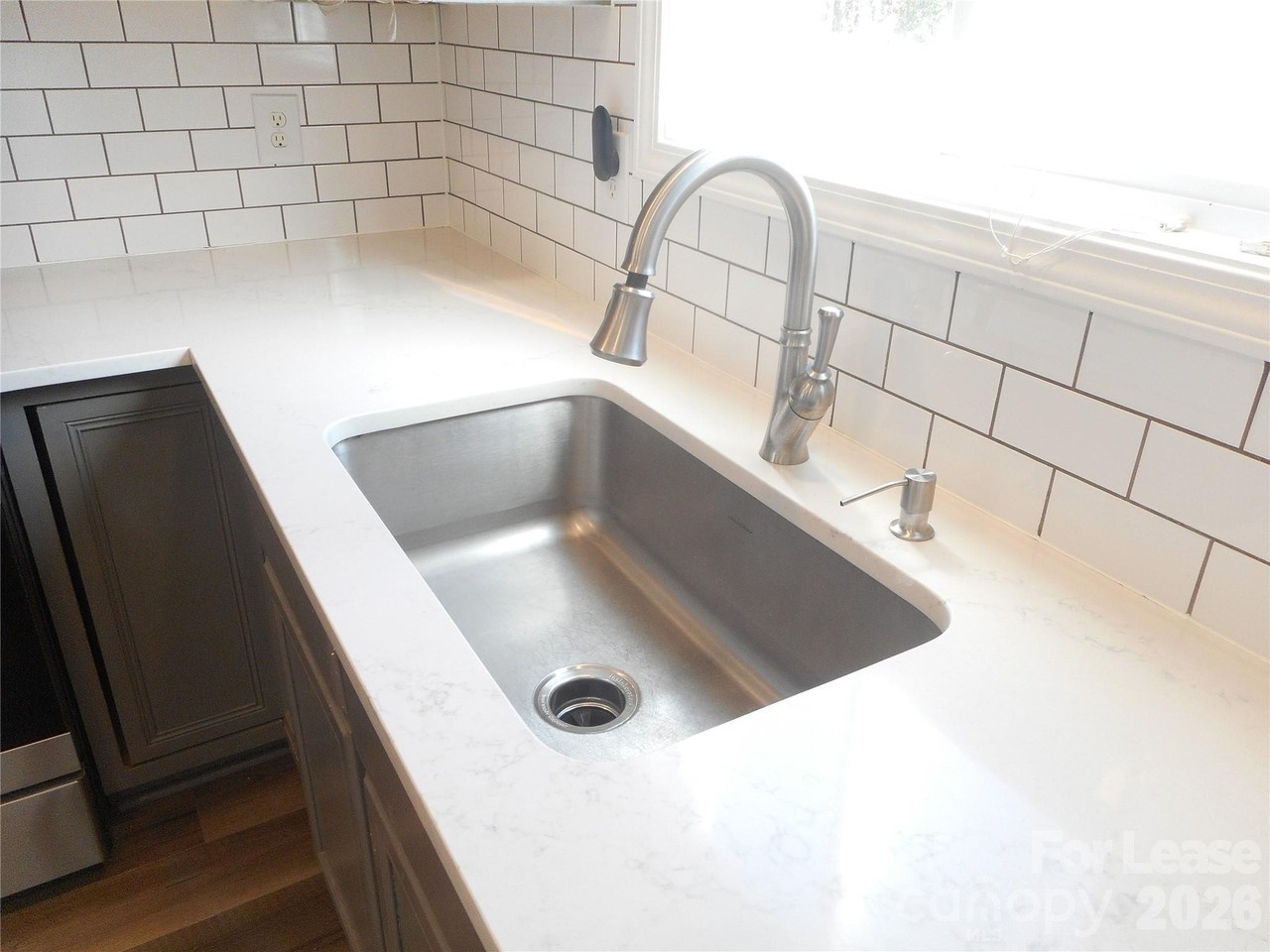 8416 Backer Ln - Photo 5 of 26