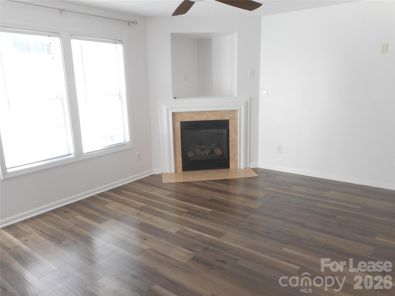 8416 Backer Ln - Photo 7 of 26