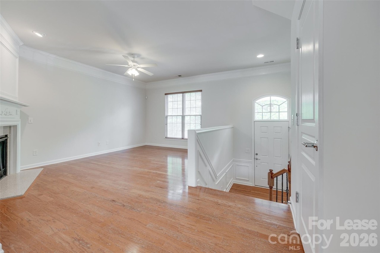 1118 Drayton Ct #125 - Photo 4 of 39