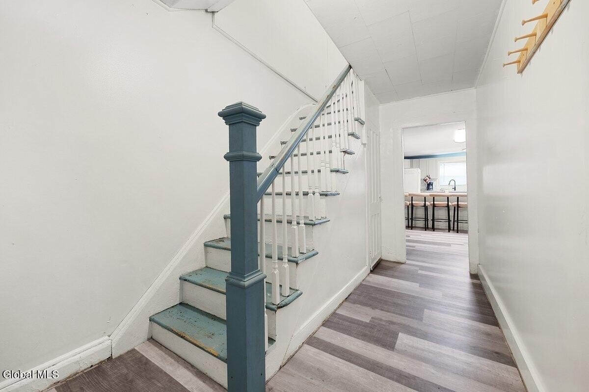 3064 6th Ave - Photo 2 of 19