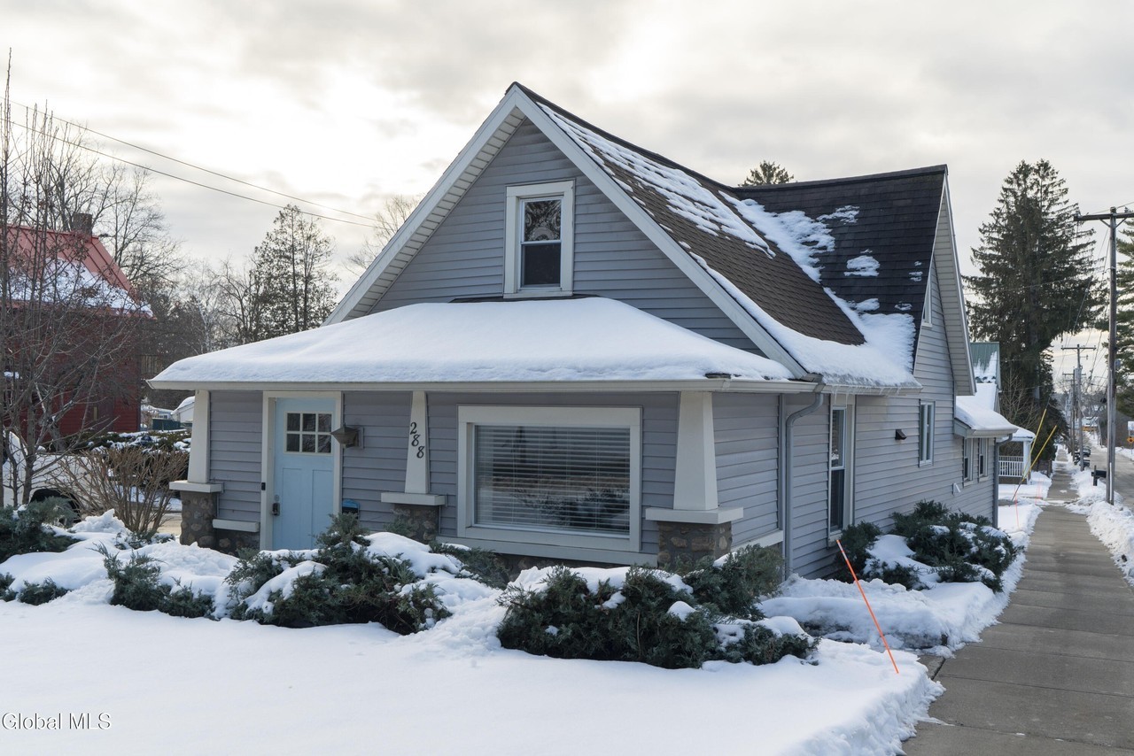 288 Church St - Photo 2 of 26