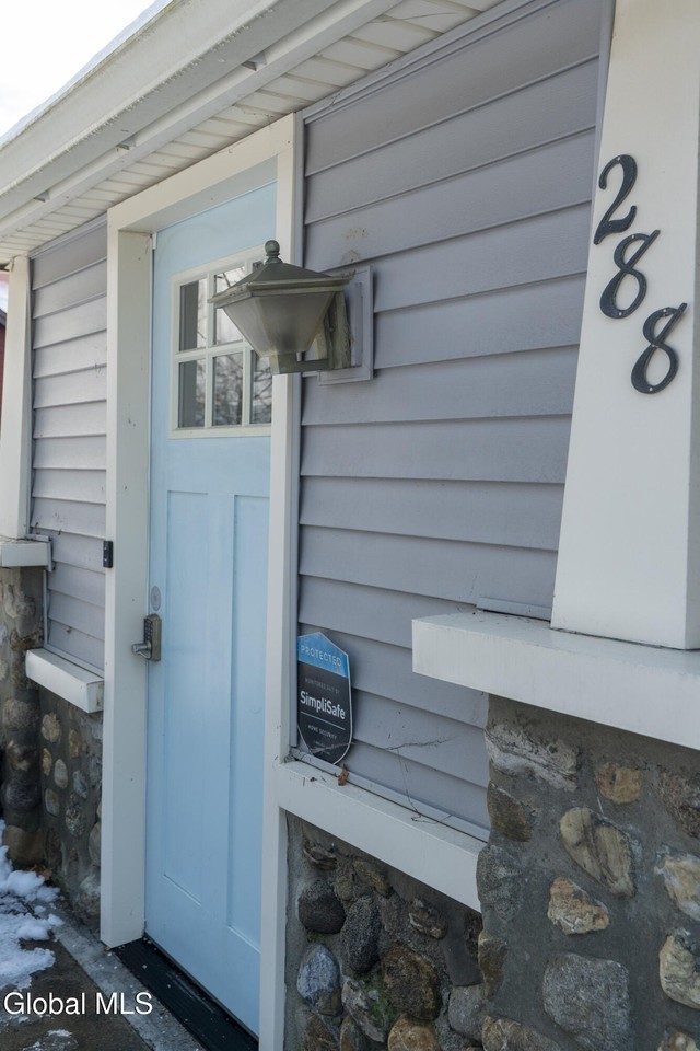 288 Church St - Photo 5 of 26