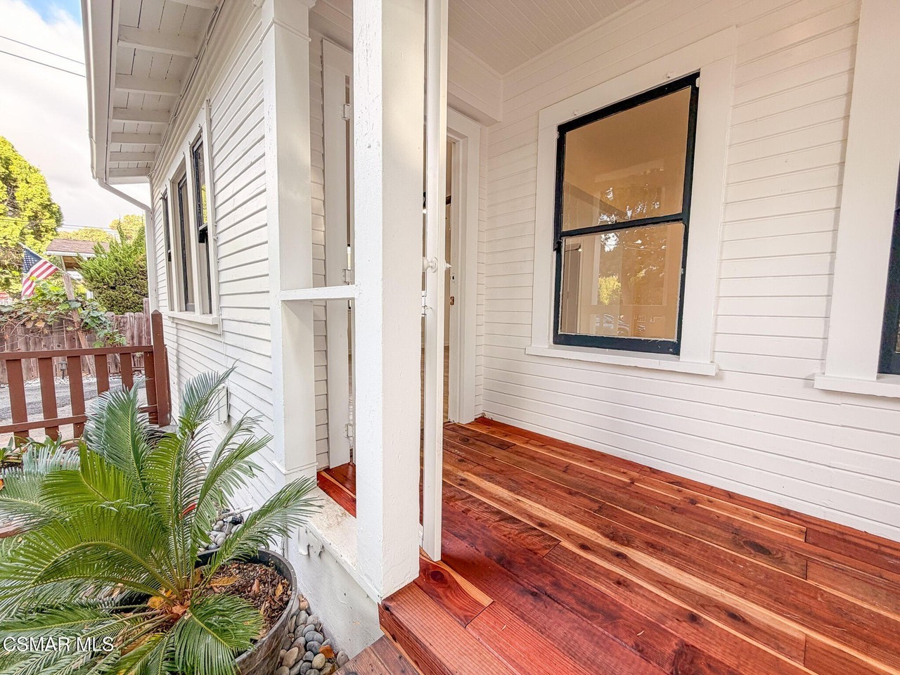 817 W Sola St #A - Photo 5 of 39