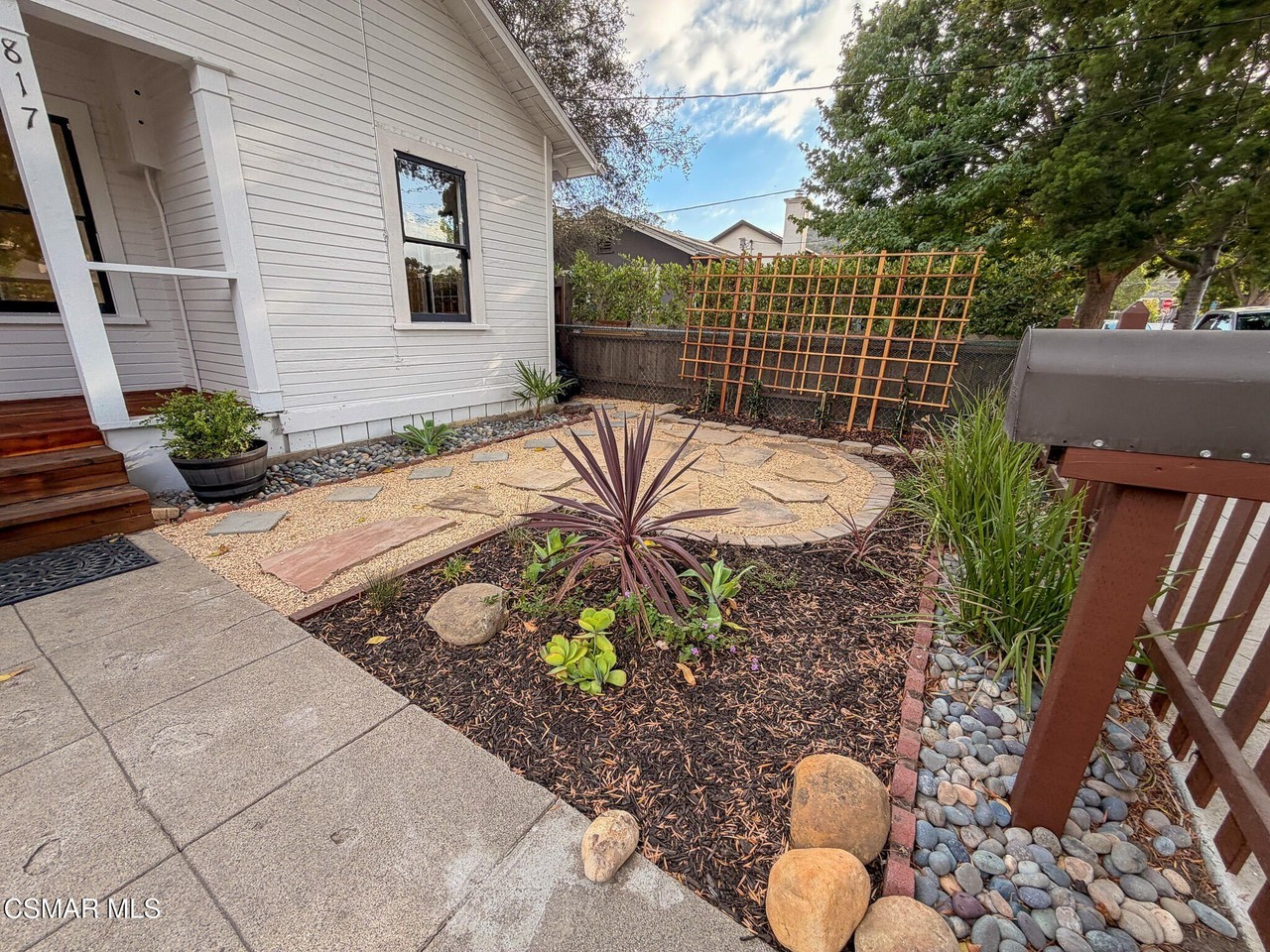 817 W Sola St #A - Photo 6 of 39