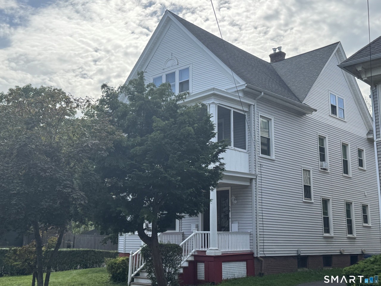 38 Brownell St - Photo 2 of 36