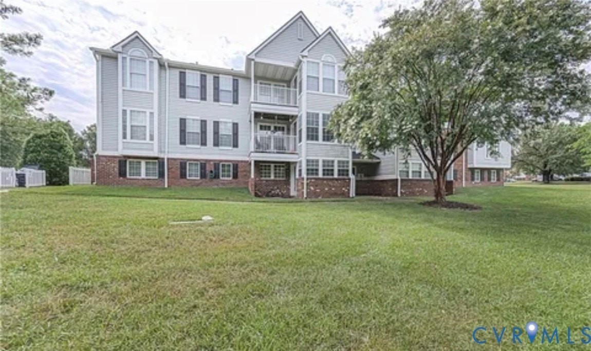 10211 Wolfe Manor Ct #711 - Photo 2 of 21