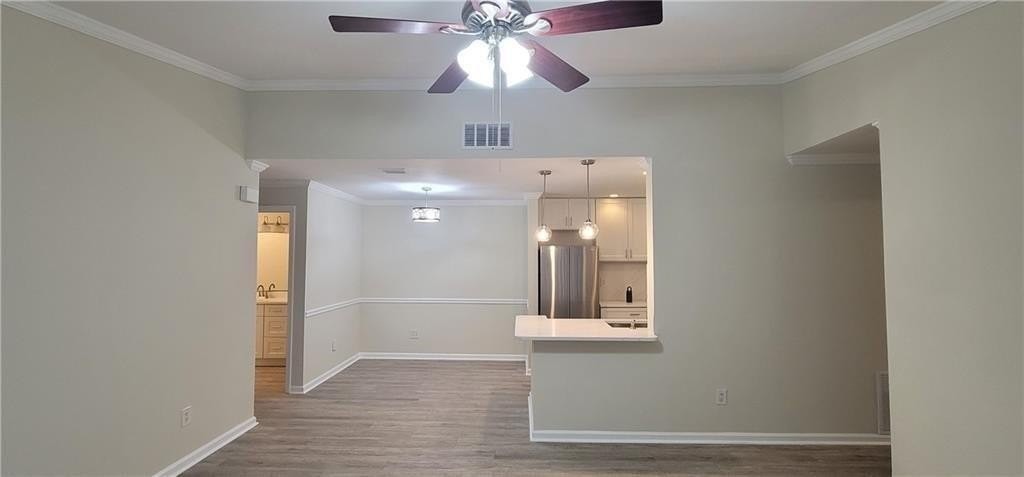 321 Granville Ct - Photo 3 of 20