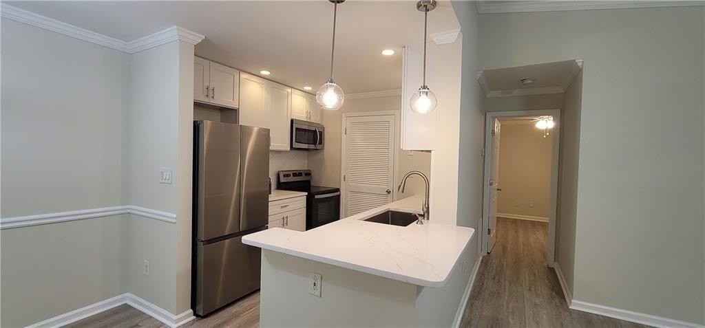 321 Granville Ct - Photo 5 of 20