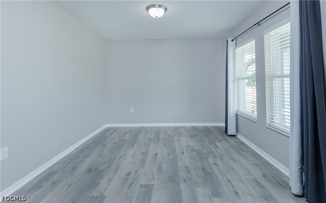 1916 Sw 12th Ter - Photo 2 of 27