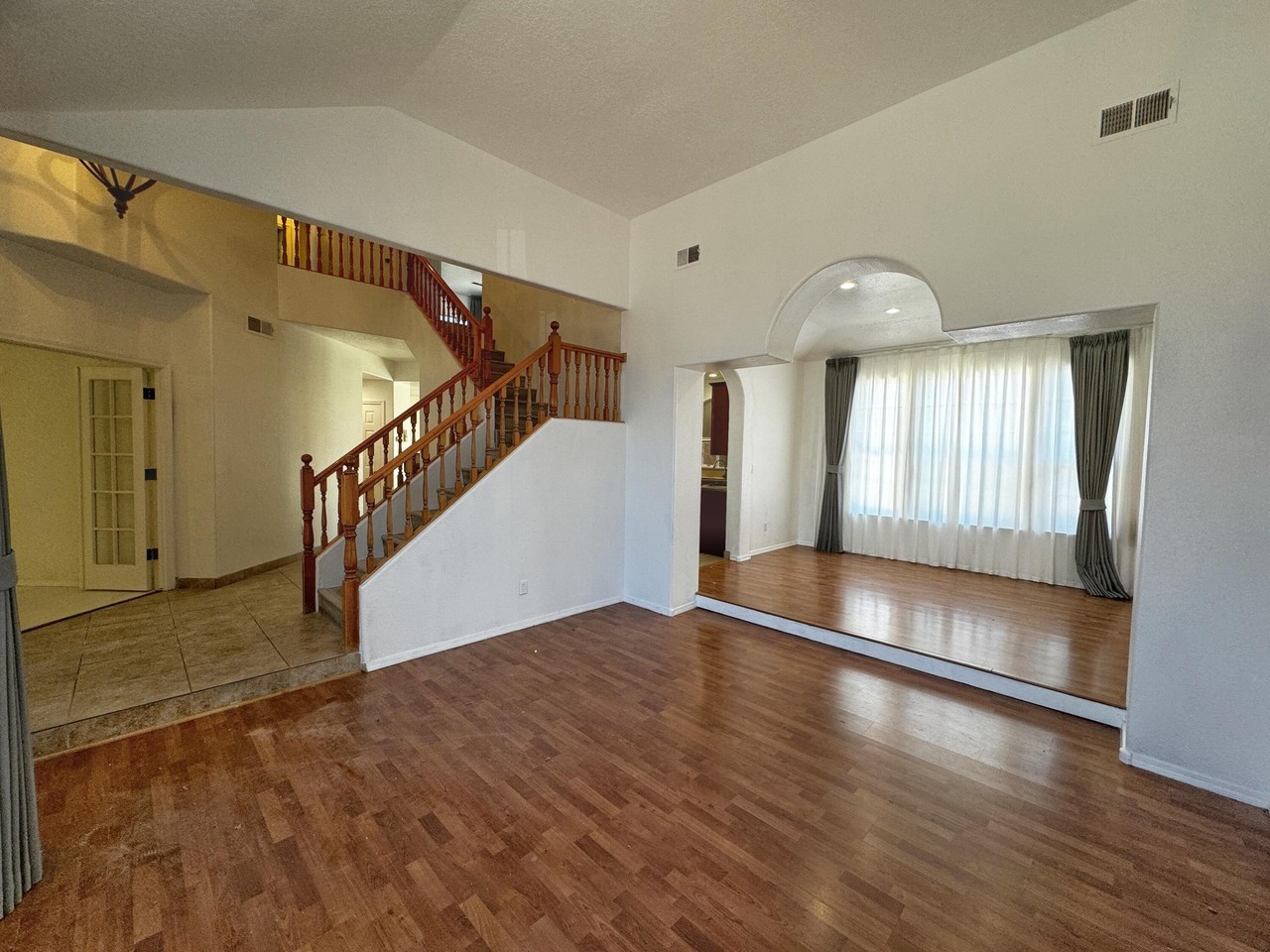 8704 Oakcrest Pl Nw - Photo 7 of 47