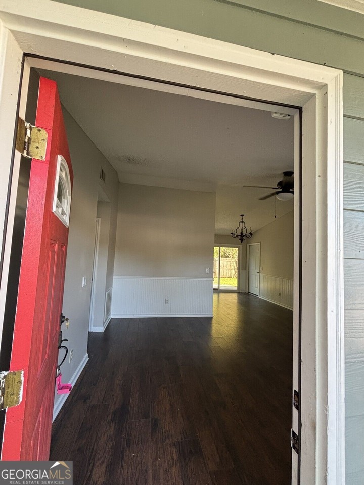 128 Ash Ct - Photo 3 of 30