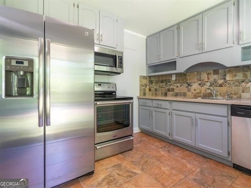 619 Seminole Pl - Photo 6 of 14