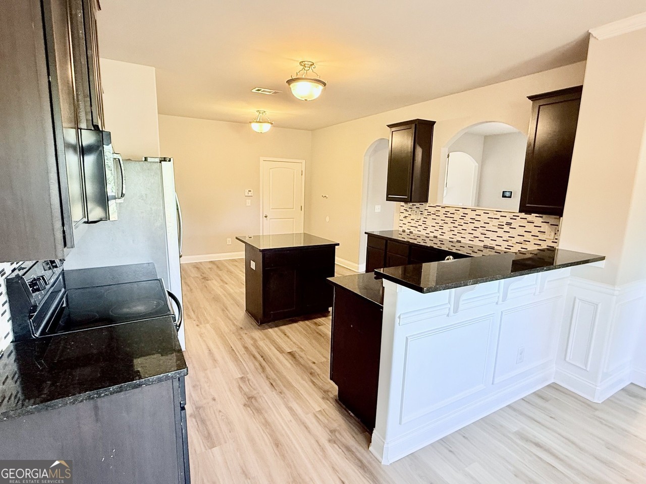 116 Leland Ln - Photo 5 of 16