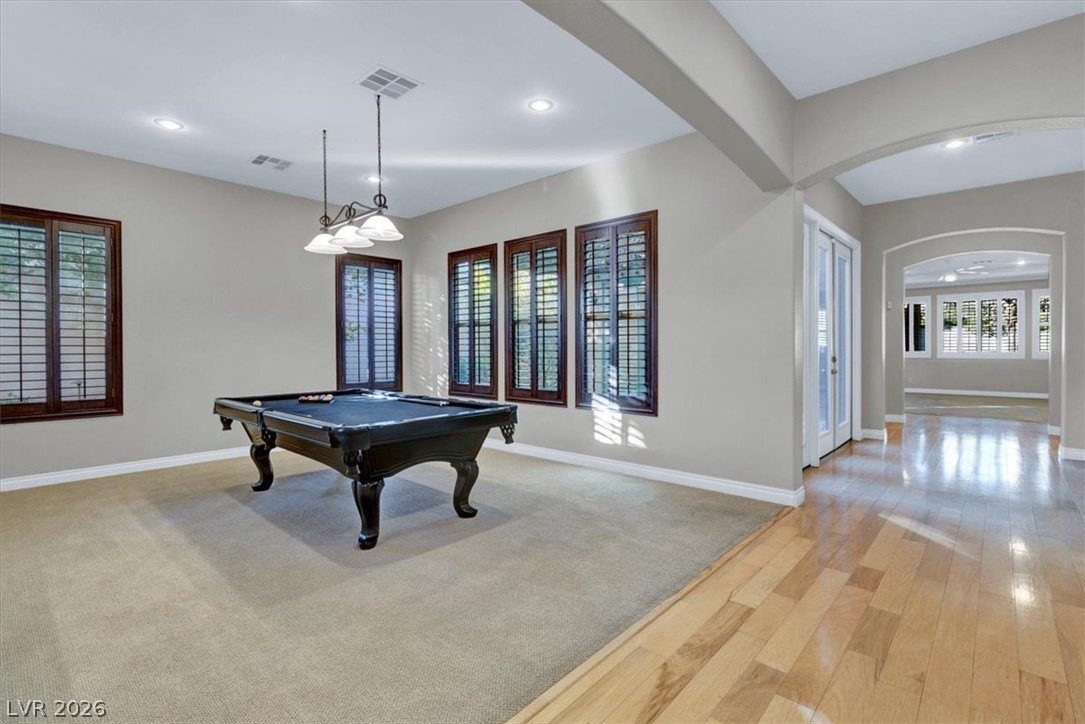 8186 Merlewood Ave - Photo 7 of 36