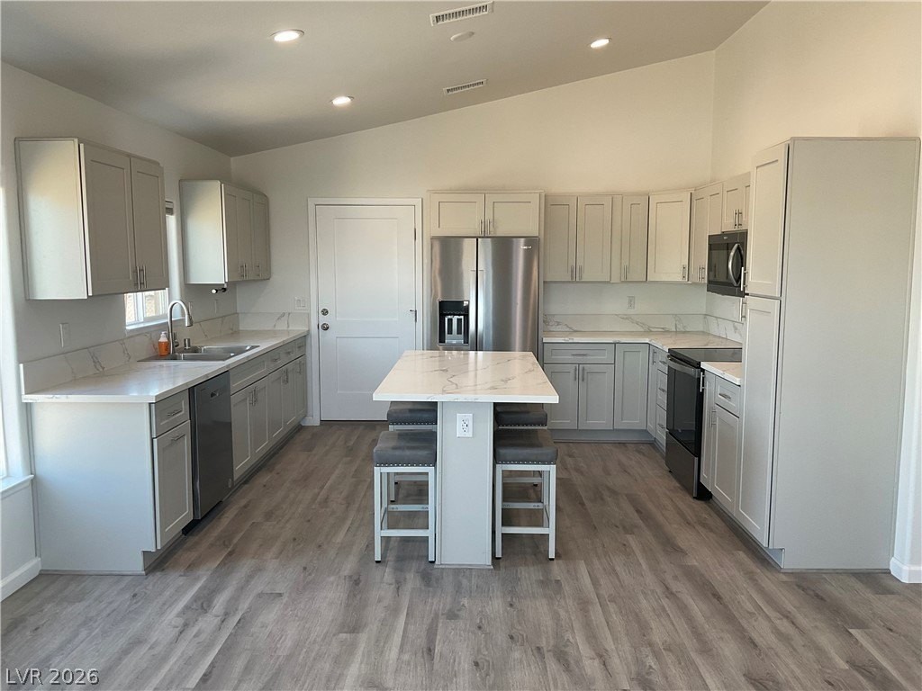 203 Tungsten St - Photo 6 of 27