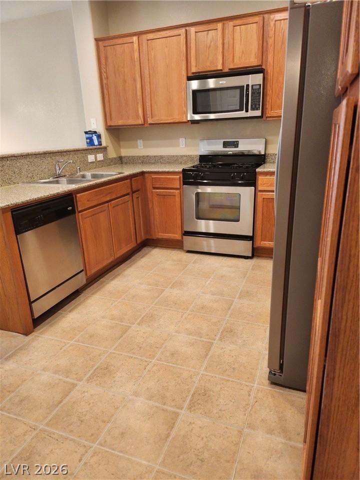 1525 Spiced Wine Ave #12102 - Photo 5 of 16