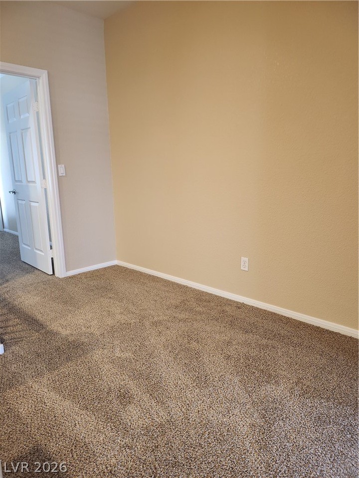 1525 Spiced Wine Ave #12102 - Photo 7 of 16