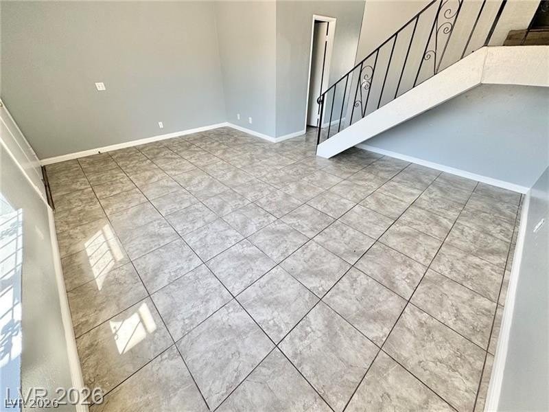 3911 Hartford Pl - Photo 4 of 32
