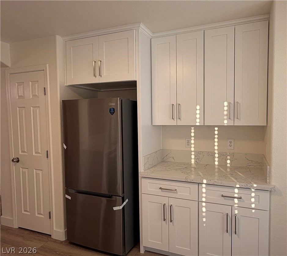 1037 Silver Creek Ave - Photo 5 of 13